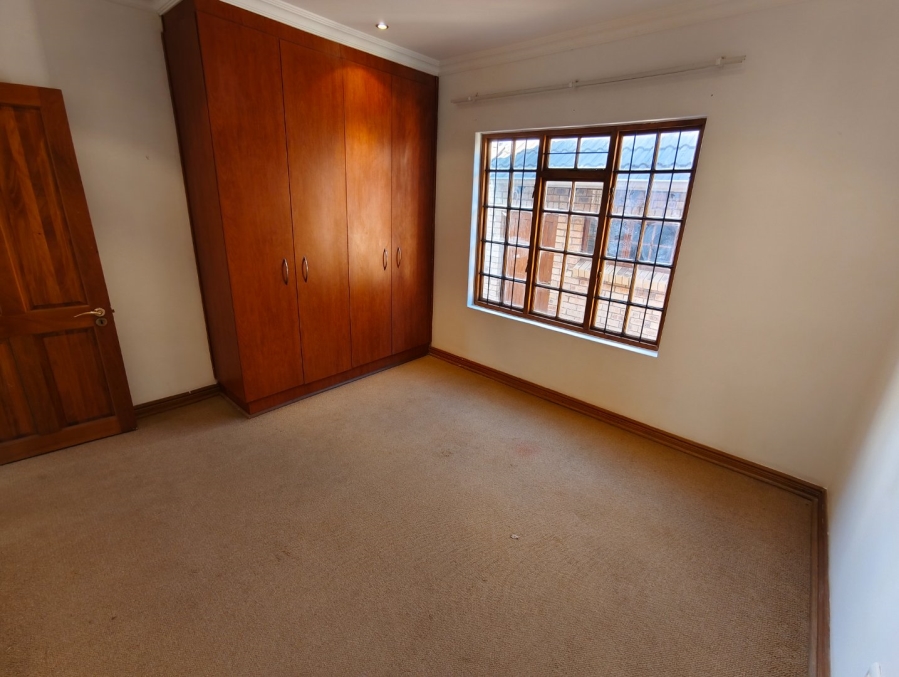 To Let 2 Bedroom Property for Rent in Pentagon Park Free State
